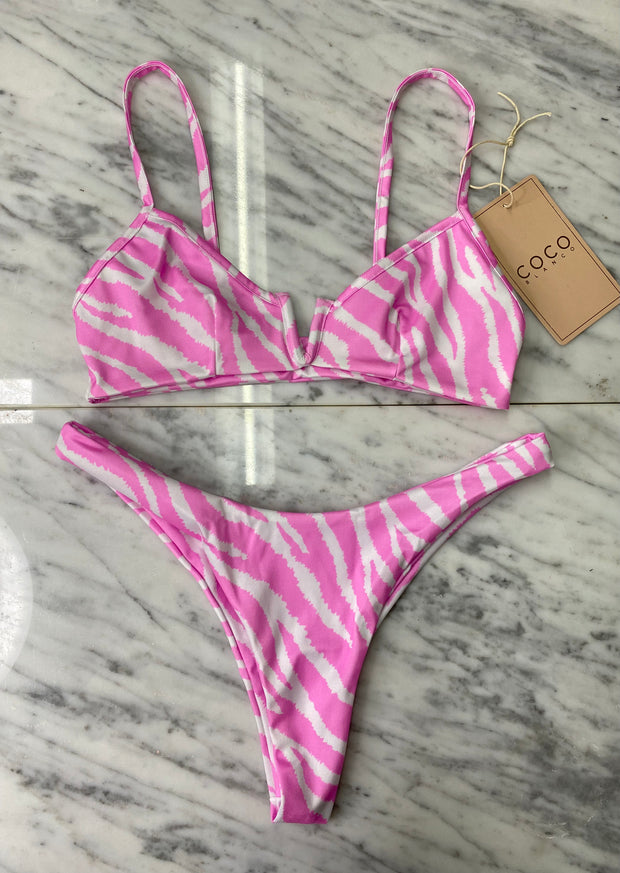 Scarlett Bikini Top | Pink Zebra